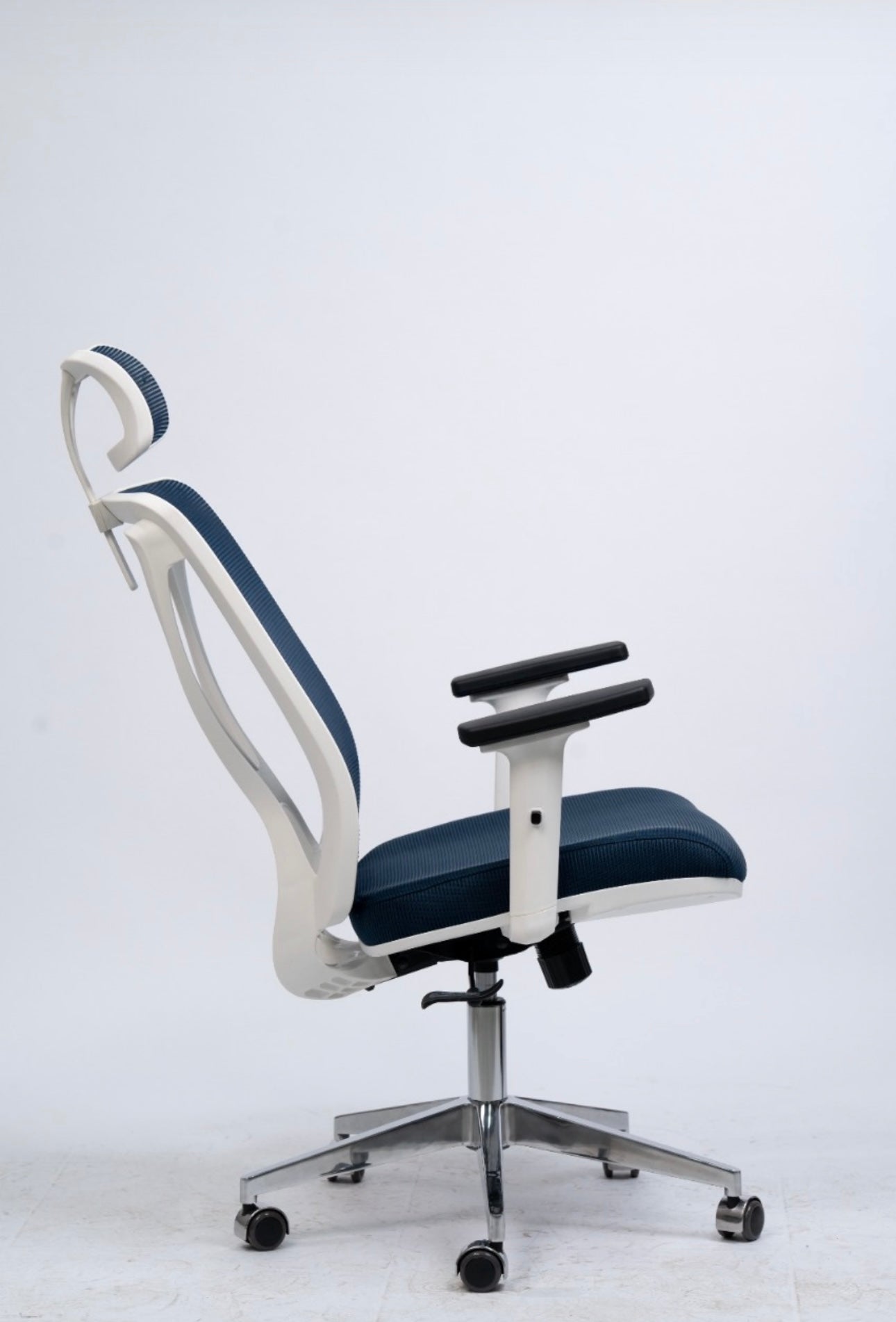 Manager's chair