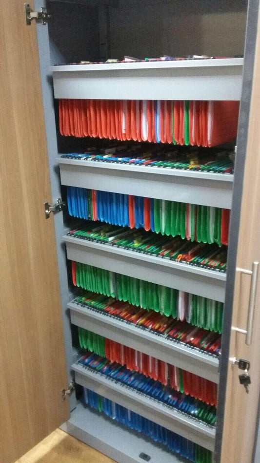 Hand file cabinet